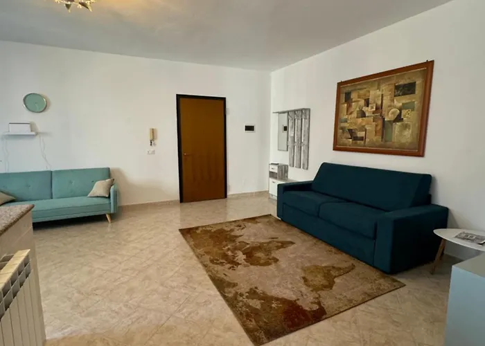 Serravalle Shop&Stay