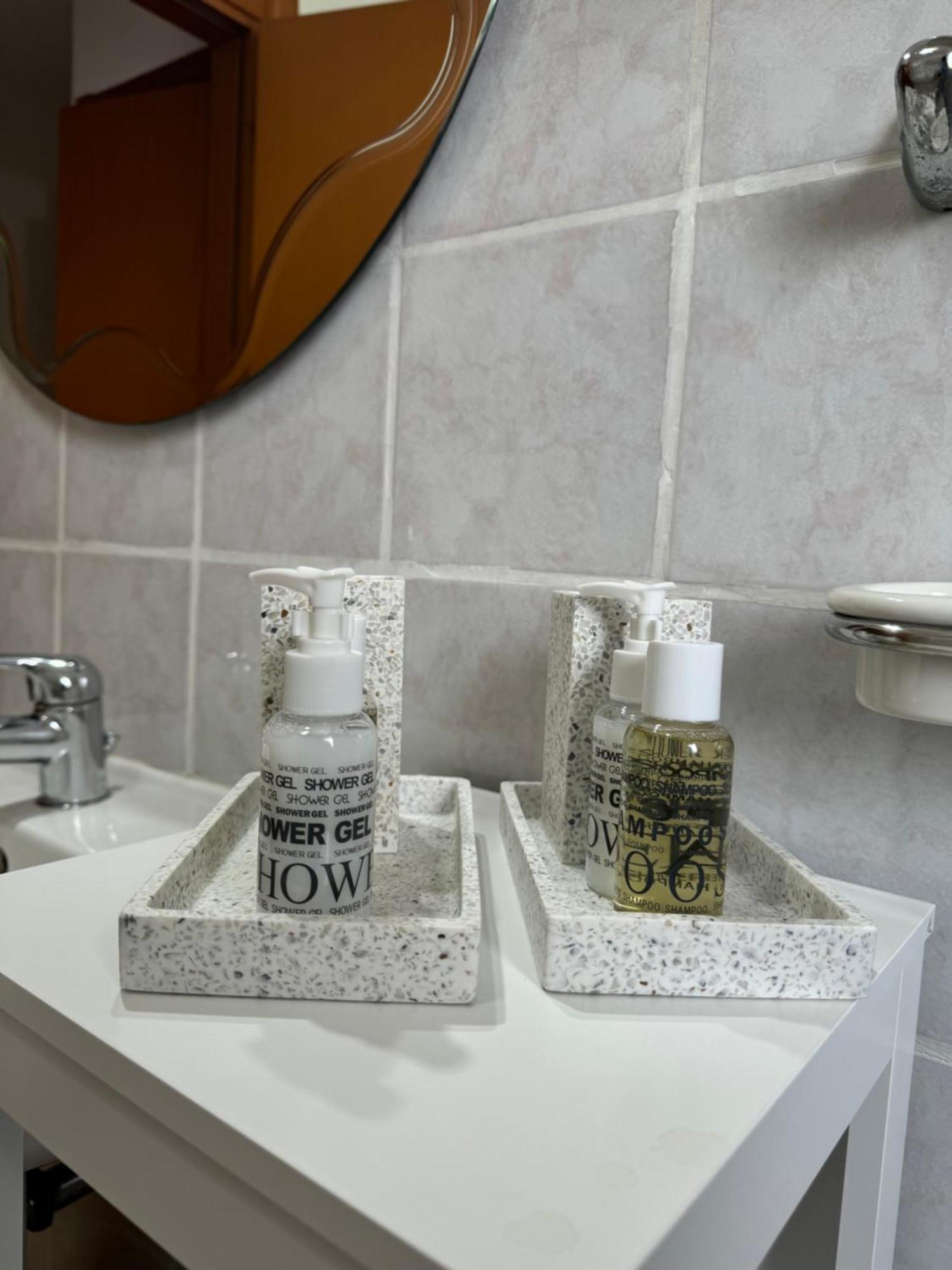 Apartment Serravalle Shop&stay *